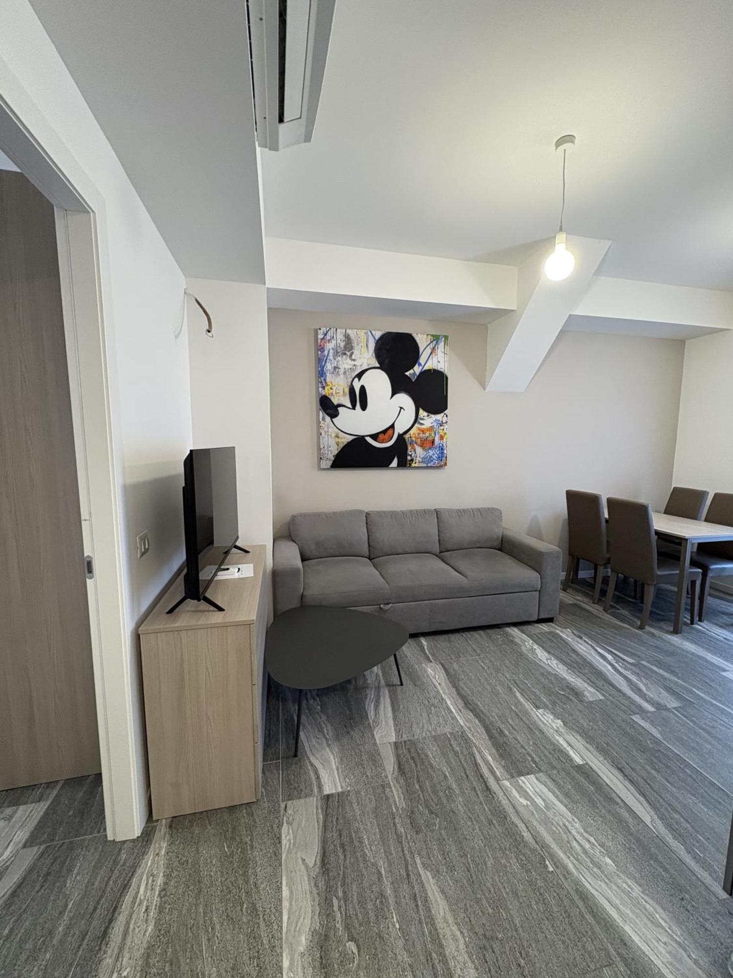 ססטו סן ג'ובני Essential Apartment מראה חיצוני תמונה